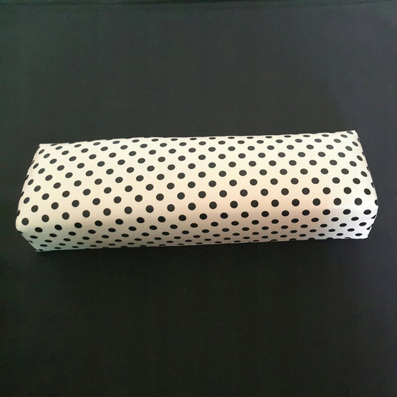 PODKŁADKA PODUSZKA POD DŁOŃ MANICURE SKÓRA BIAŁA